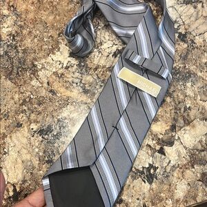 Michaels Kors Men's Gray Striped Tie